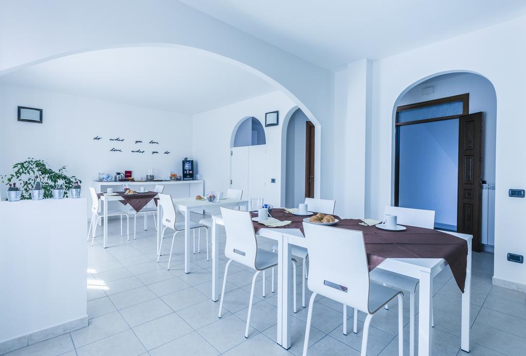 La Postale Bed & Breakfast San Salvo Exterior photo