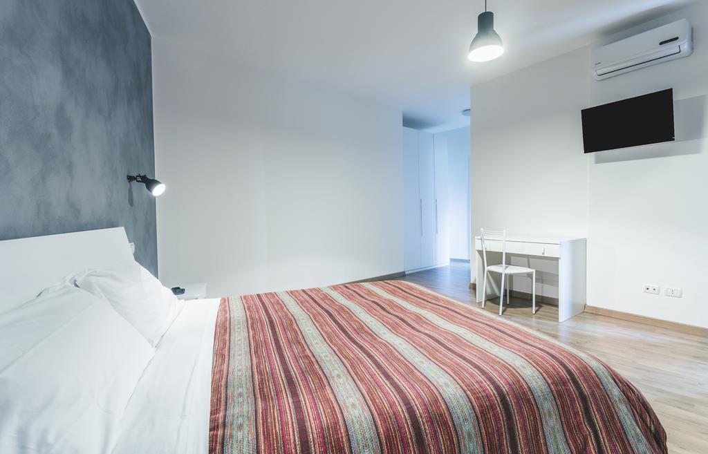 La Postale Bed & Breakfast San Salvo Exterior photo